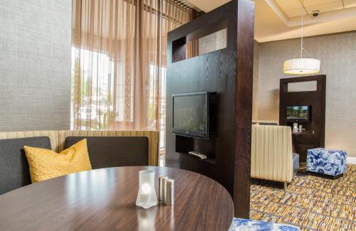 Monrovia Hotel | Courtyard by Marriott Los Angeles Pasadena/Monrovia