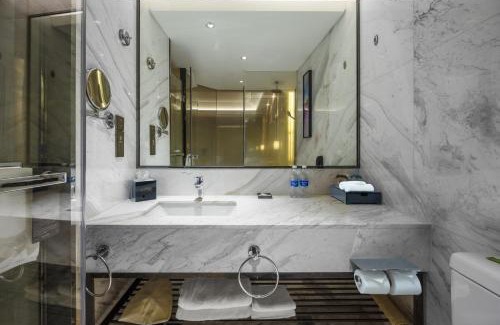 Donghu Qu Hotel | Courtyard by Marriott Nanchang