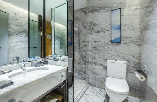 Donghu Qu Hotel | Courtyard by Marriott Nanchang