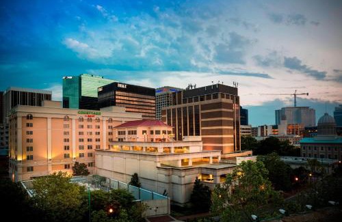 Downtown Hotel | Courtyard by Marriott Norfolk Downtown