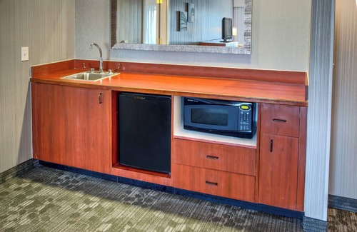 Springfield Hotel | Courtyard by Marriott Springfield