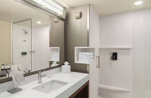 Northgate Hotel | Courtyard by Marriott Seattle Northgate