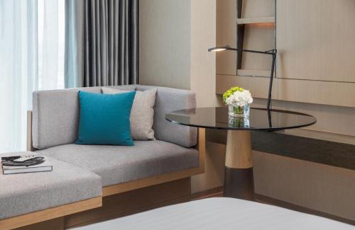 Lougang Hotel | Courtyard by Marriott Shenzhen Bao'an