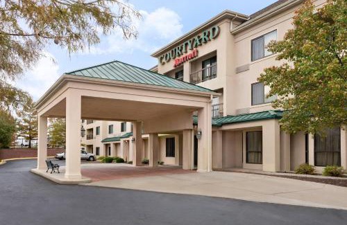 Southwest Topeka Hotel | Courtyard by Marriott Topeka