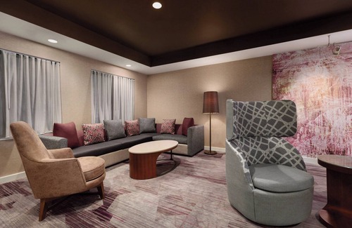 Southwest Topeka Hotel | Courtyard by Marriott Topeka