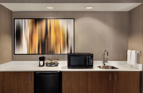 Southwest Topeka Hotel | Courtyard by Marriott Topeka