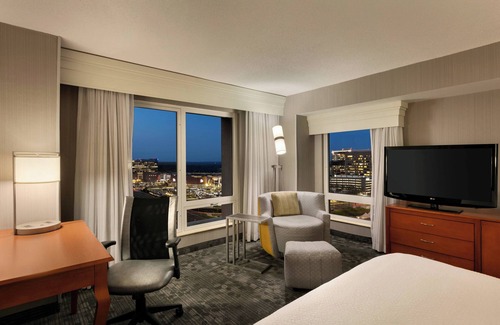 McLean Hotel | Courtyard by Marriott Tysons McLean