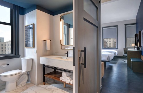 Central Business District Hotel | Courtyard by Marriott Cincinnati Downtown