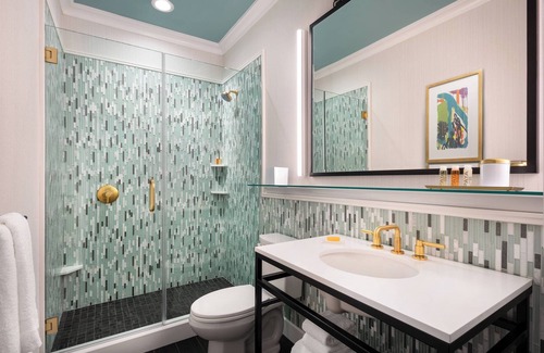Tenderloin Hotel | Courtyard by Marriott San Francisco Downtown/Van Ness Ave.