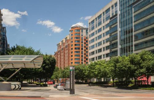 Navy Yard Hotel | Courtyard by Marriott Washington Capitol Hill/Navy Yard