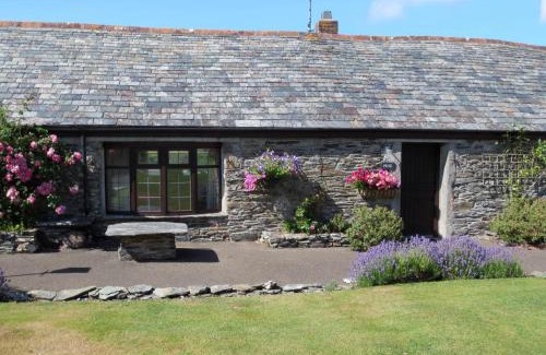 Boscastle House | Courtyard Farm Cottages