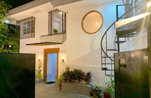 Malibay Hotel | Courtyard Hotel