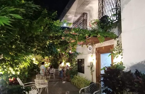 Malibay Hotel | Courtyard Hotel