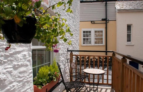 Dartmouth Cottage | COURTYARD HOUSE, family friendly, with a garden in Dartmouth