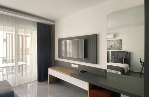 Trikomo Resort | Courtyard Long Beach Holiday Resort - Studio