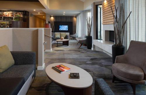 Creve Coeur Hotel | Courtyard St. Louis Creve Coeur