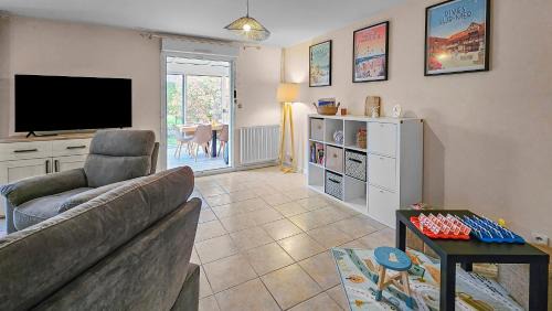Litteau House | Cousinades and XXL family, terrace