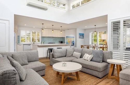 Sorrento House | Couta Boat House: 4 BR, 2 BA in Sorrento, Sleeps 8