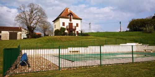 Nanteuil-de-Bourzac House | Coutancie