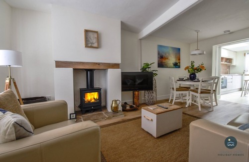 Weymouth Cottage | Cove Cottage - Brewers Quay Harbour