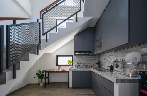 Mampang Prapatan Apartment | Cove River Haus
