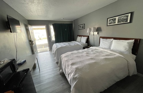 Oneonta Hotel | COVERED BRIDGE INN & SUITES
