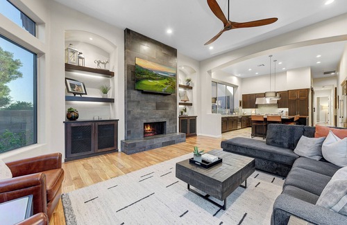 McDowell Mountain Ranch House | Covered Patio & Resort Amenities: Scottsdale Home