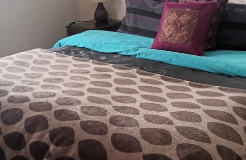 Macs Cove Cottage | Coves Cottage on Lake Eildon, Serenity Awaits. Pet Friendly!