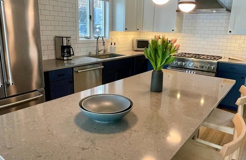 Sebascodegan Island House | Coveside! Designer decor, waterfront, AC, 2 Bedroom in Harpswell.