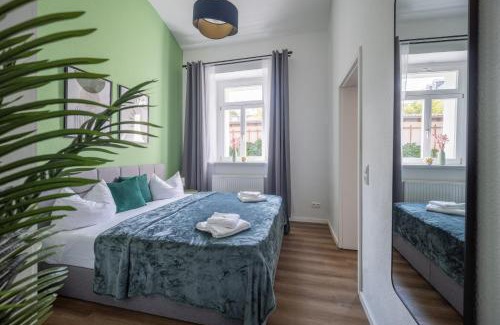 Outer Neustadt Apartment | CoView - Dresden Neustadt - Küche - Terrasse - Highspeed Wlan