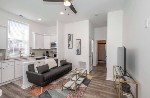 Covington Condo | Covington Charm 201 S