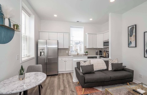 Covington Condo | Covington Charm 201
