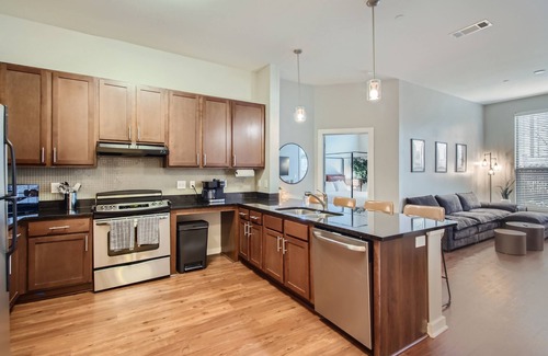 The Gulch Apartment | Cowboy Take Me to Broadway - 2bed/2bath