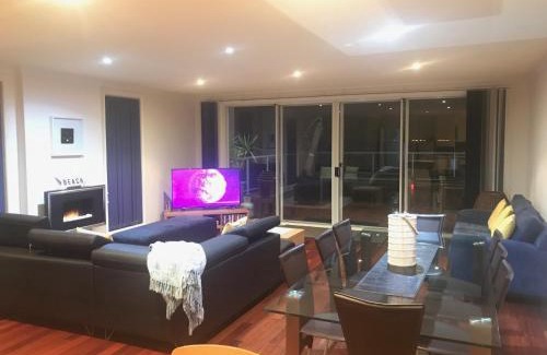 Cowes Apartment | Cowes Beachfront Retreat
