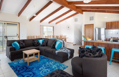 Cowes House | Cowes Rest 'n' Relax - great property for a family or two