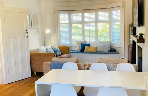 Coleraine House | Cowrie House, Gateway to Northern Ireland!