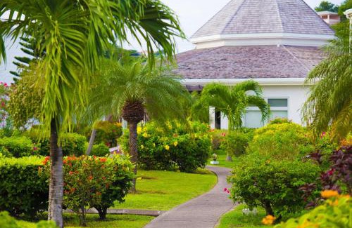 The Lime Resort | Coyaba Beach Resort