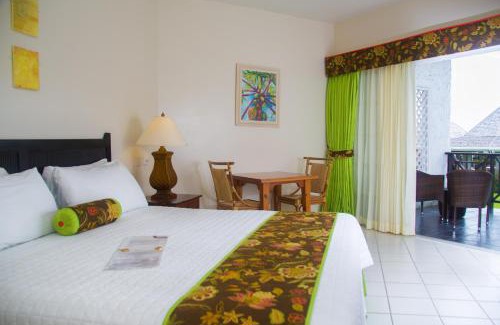 The Lime Resort | Coyaba Beach Resort