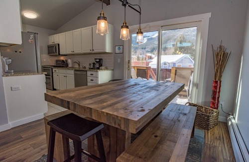 Frisco House | Coyote Village Townhome: Views, Hot Tub