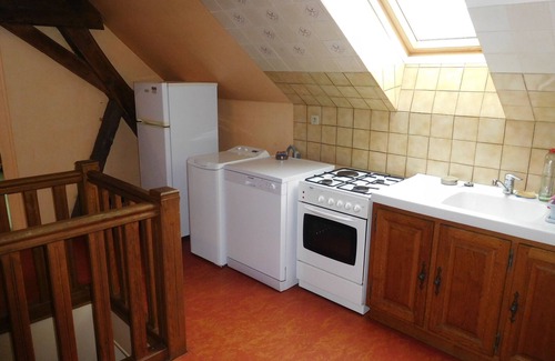 Perrancey-les-Vieux-Moulins Cottage | Cozy Gîte in Village Center, 2 Bedrooms, Convertible Sofa, Easy Access, Shared Yard