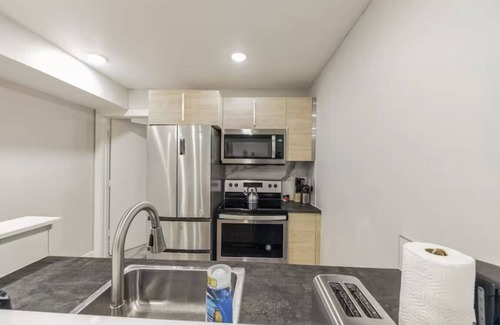 Old East Dallas Apartment | Cozy 1/1 | 10 mins to DT