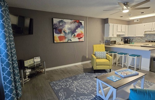 Ash Condo | Cozy 1-bedroom North Myrtle Beach Oceanfront Condo with Pool