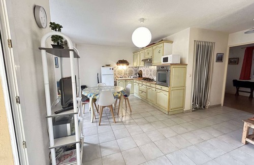 La Nartelle Apartment | Cozy 1-Bedroom Apartment with Pool, Terrace, and Close to Beach in Sainte-Maxime