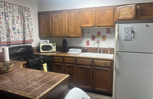 Silver Hill Apartment | Cozy 1-bedroom apartment in central Albuquerque
