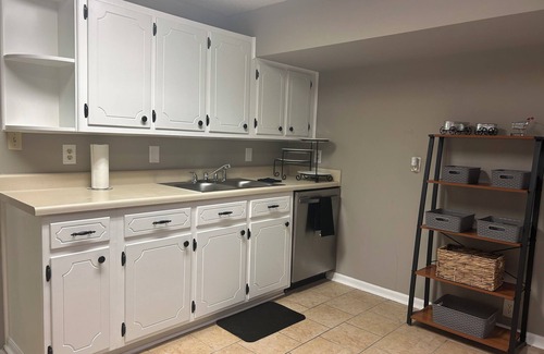 Glen Iris Apartment | Cozy 1-bedroom apartment with WiFi, AC in charming Birmingham