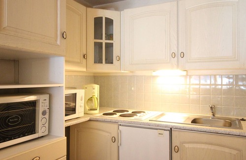 Mont-Dore Apartment | Cozy 1-Bedroom Apartment by Mont-Dore Slopes - Sleeps 6, Fully Equipped, No Pets