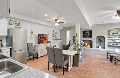 Manassas House | Cozy 1 bedroom apartment