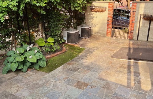 Soulard Apartment | Cozy 1-bedroom apartment with WiFi, AC in charming St. Louis