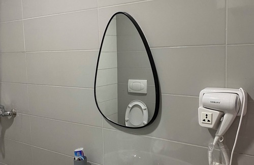 Tirana Apartment | Cozy 1-bedroom apartment in fabulous Tirana with WiFi, AC
