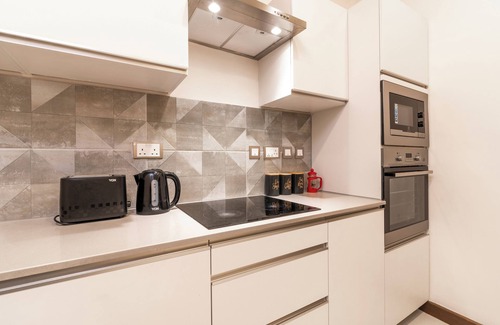 Nairobi Apartment | Cozy 1-bedroom apartment in beautiful Nairobi with fitness room, WiFi 1008